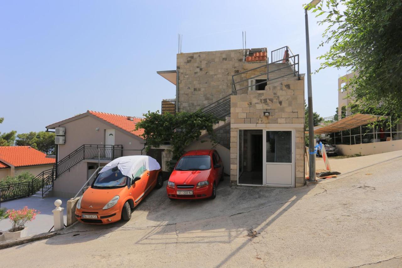 Apartments With A Parking Space Brela, Makarska - 789 Buitenkant foto