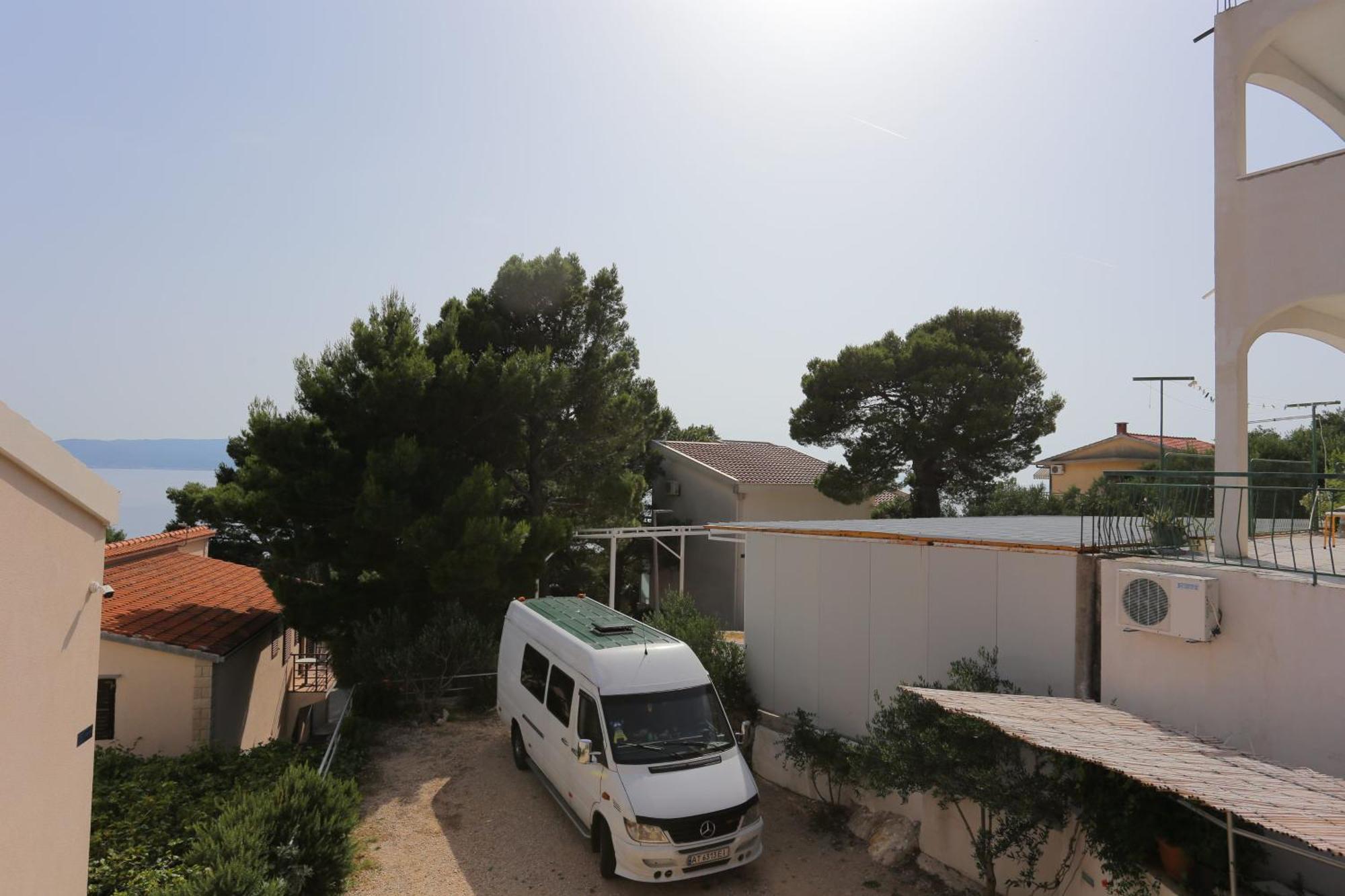 Apartments With A Parking Space Brela, Makarska - 789 Buitenkant foto