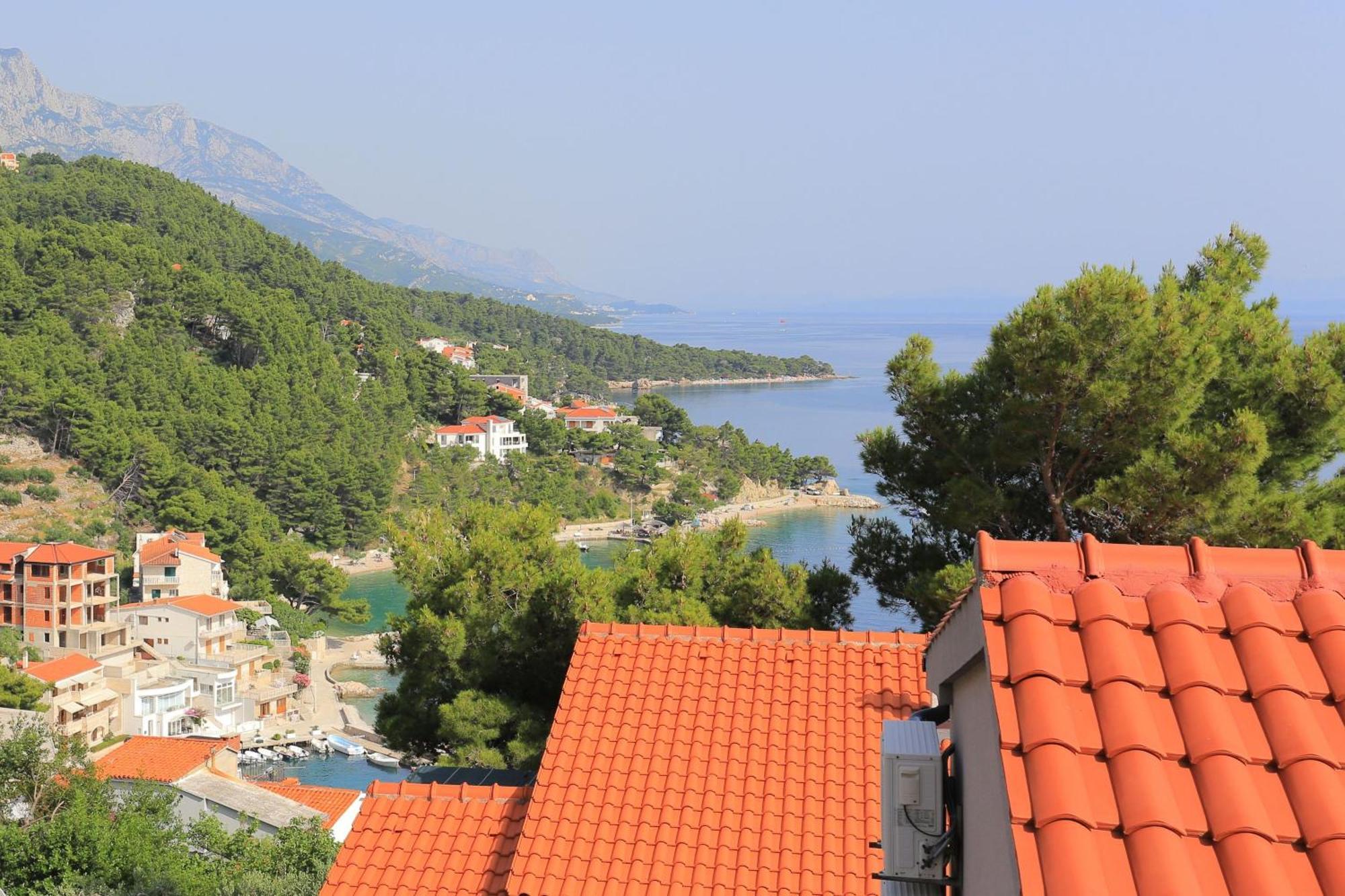 Apartments With A Parking Space Brela, Makarska - 789 Buitenkant foto